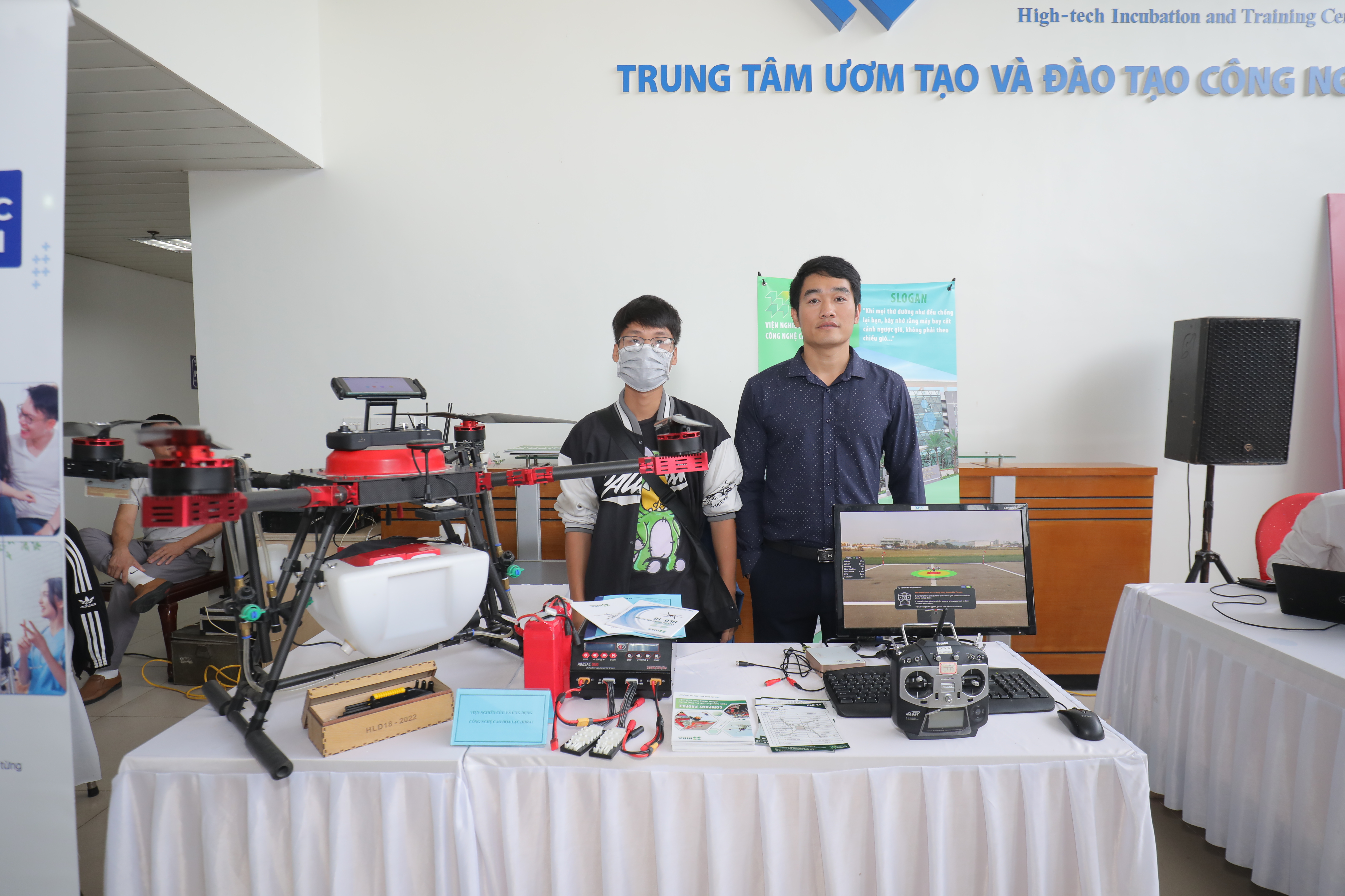 Hình ảnh sản phẩm công nghệ