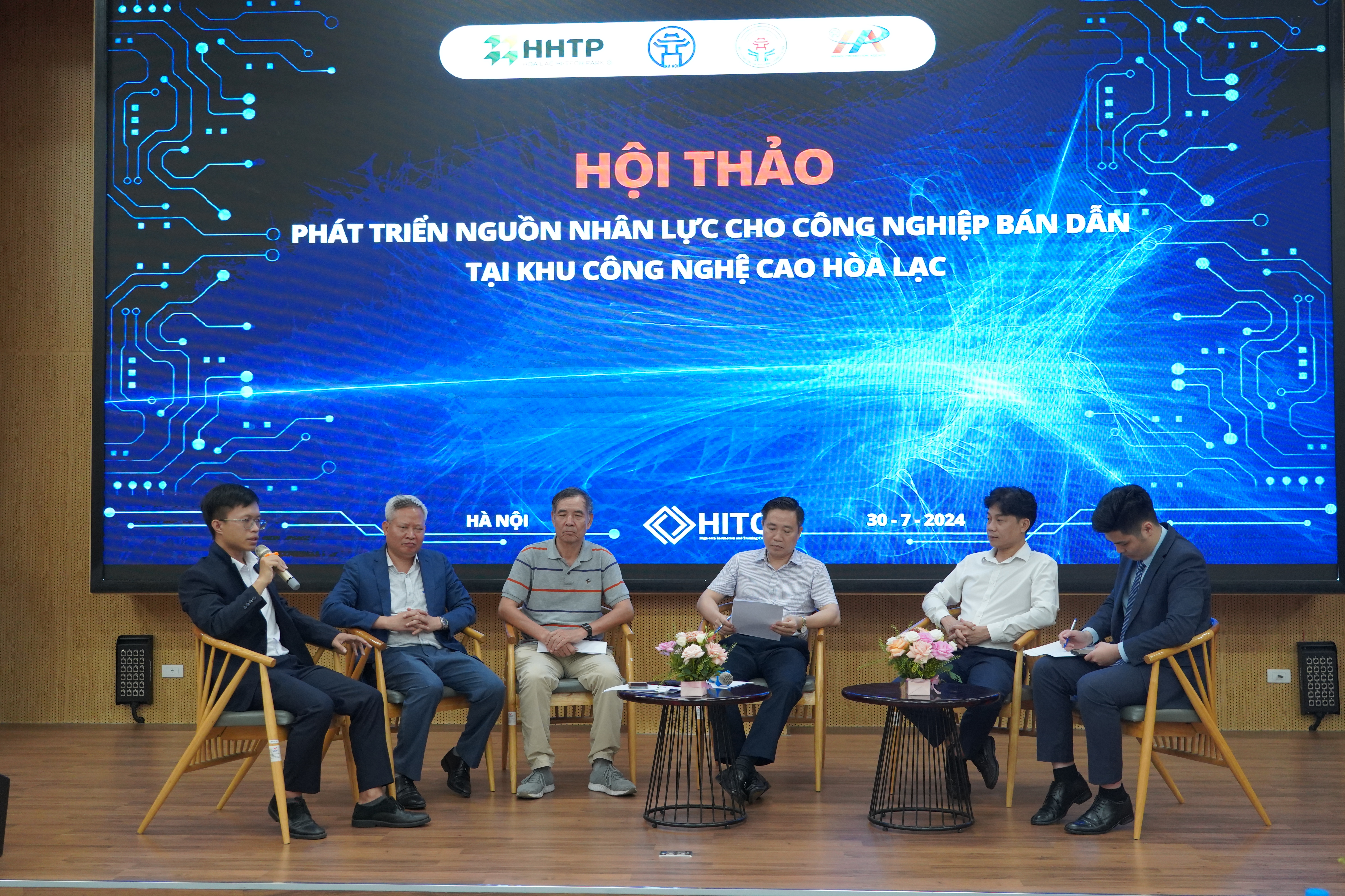 Hình ảnh Hội thảo phát triển nguồn nhân lực